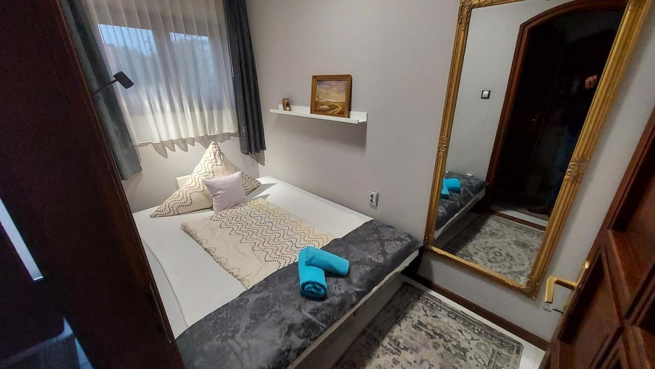 Titi Classic & Trendy Apartman Bük Екстериор снимка